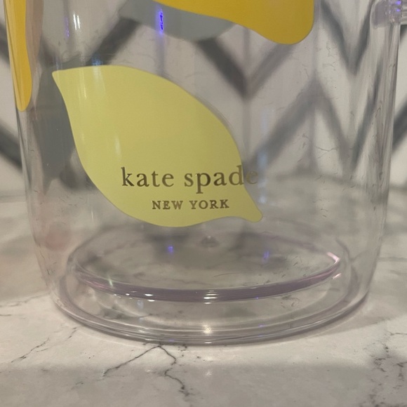 Kate Spade Lemon Pitcher and Glasses - Picture 4 of 4